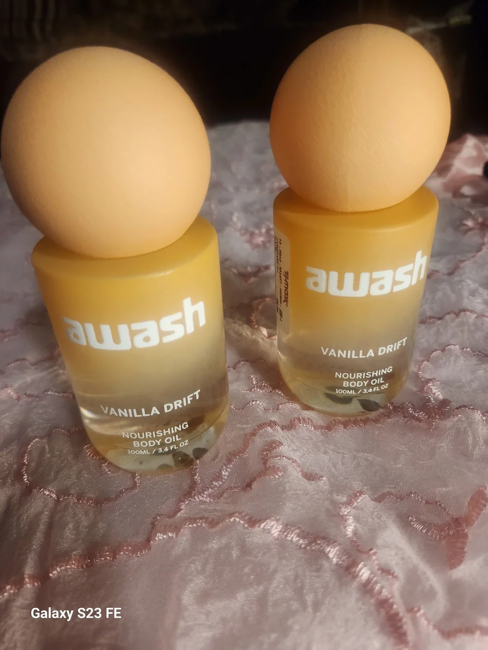 Ash Vanilla Drift Nourishing Body Oil - Peach and Yellow Accents